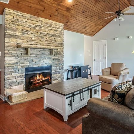 Sweet Pea Cottage Updated Furnishings Arcade Game Hoa Community Outdoor Pool Pigeon Forge Esterno foto